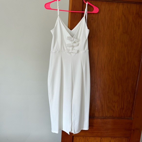 Lulu’s, You’re a Gift, white midi dress - Picture 6 of 8